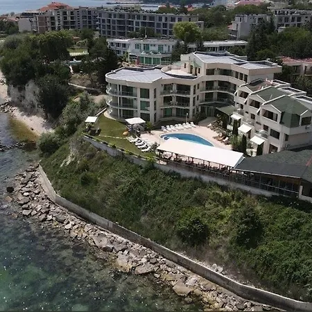 Апартамент Golf Coast Boutique With Sea View Топола
